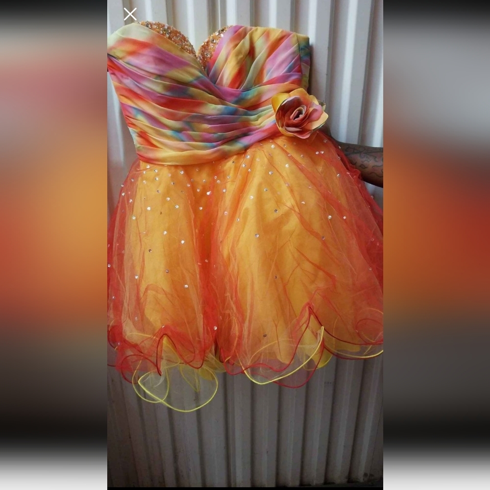 Homecoming, sweet 16 dress size 13/14